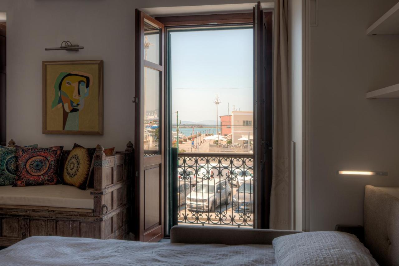 Right House Grand Sur Le Port - Harbour View